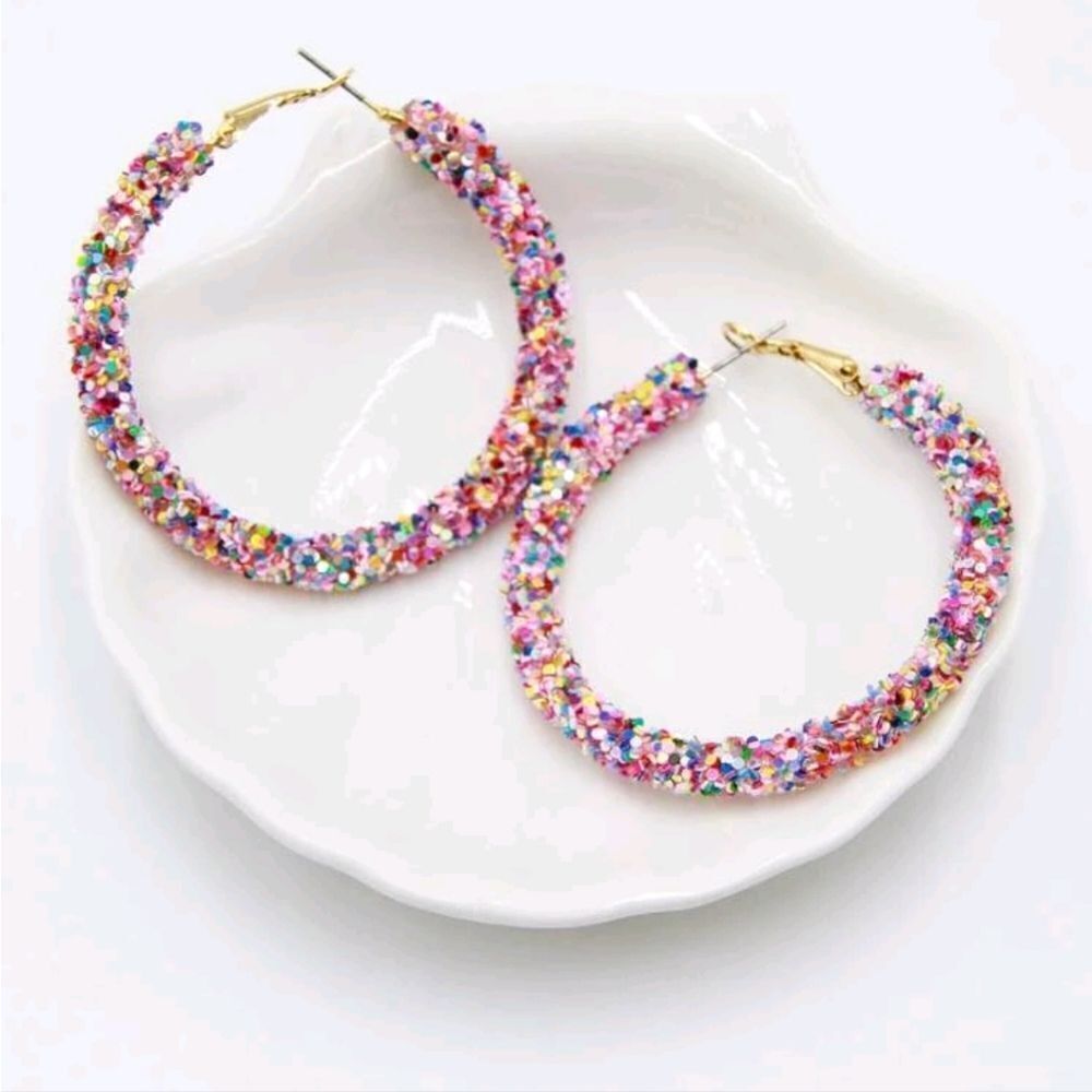 PINK CONFETTI HOOP EARRINGS